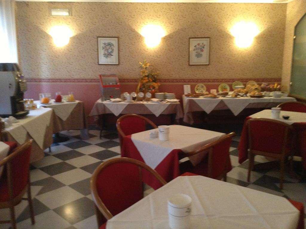 Hotel Azzano Decimo Ristorante foto